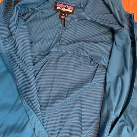 Patagonia  Jacket - Picture 4 of 9
